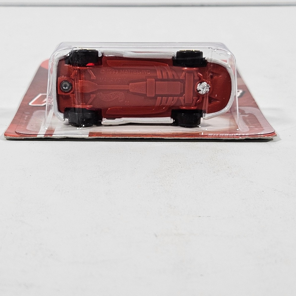 Hot Wheels Silhouette II Valentines Day Series 2008 White Red Diecast Car N8579 - Picture 4 of 8